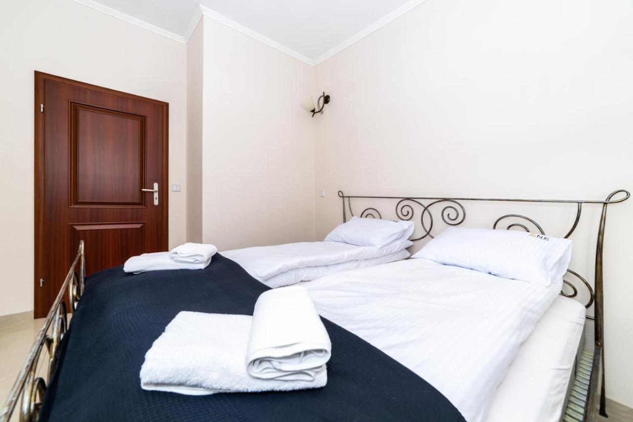 Beige - Neptun Park By Oneapartments Apartment