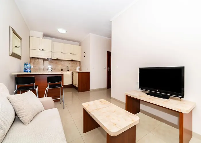 Beige - Neptun Park by OneApartments